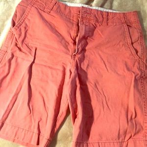Old navy Men’s khaki shorts